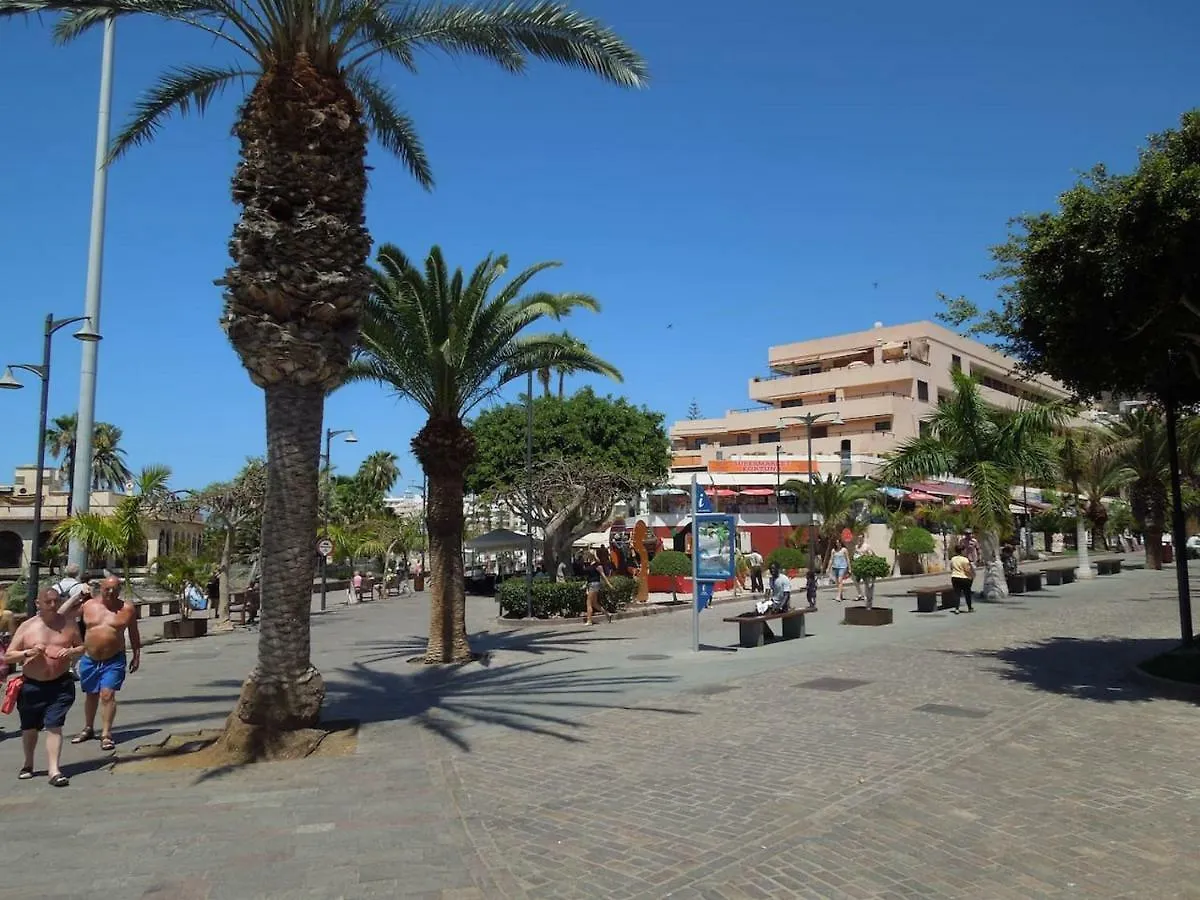 Apartamento Casa Azul Only 200 Meters To The Beach, Free Wifi, Balcony Arona  España