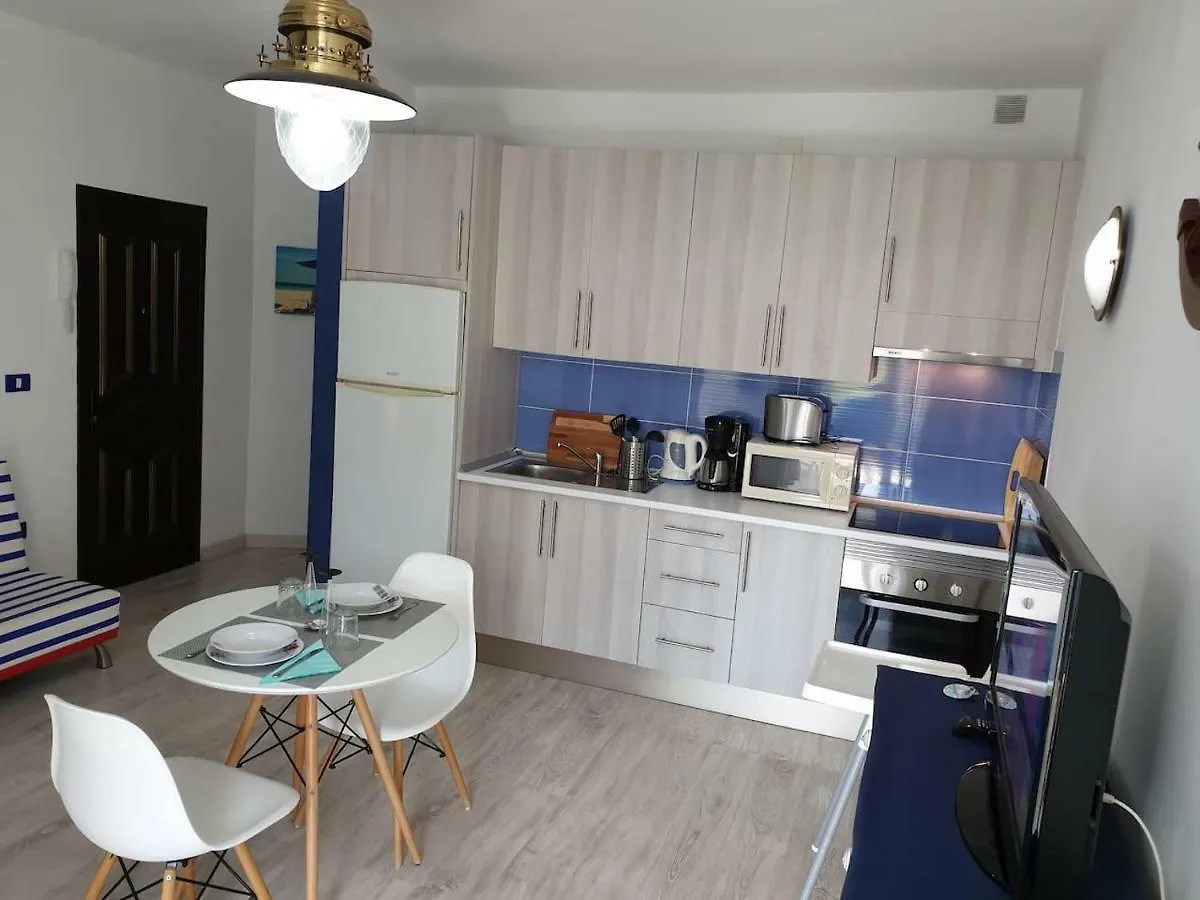 Casa Azul Only 200 Meters To The Beach, Free Wifi, Balcony Lejlighed Arona   Arona (Tenerife)
